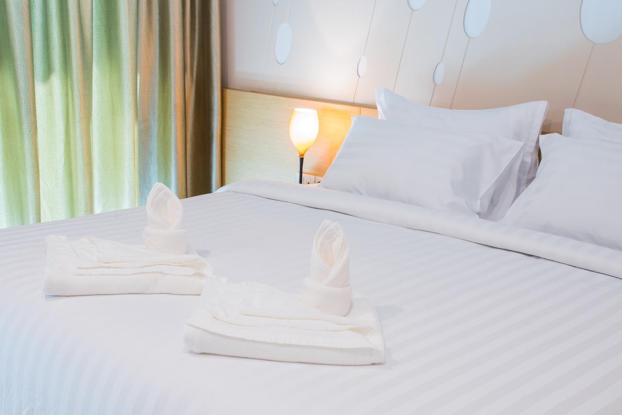 The Peak Hotel Chanthaburi Exterior photo