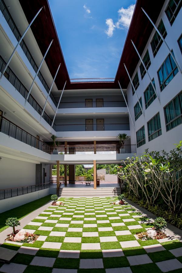 The Peak Hotel Chanthaburi Exterior photo